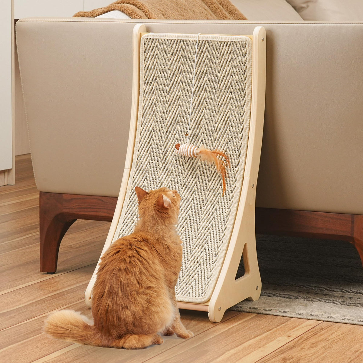PETKARAY rascador curvo para gatos con sisal, ideal para arañar sin dañar muebles.