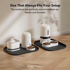 PETLIBRO Cove: bolsillo lateral para recoger comida y agua durante la comida.