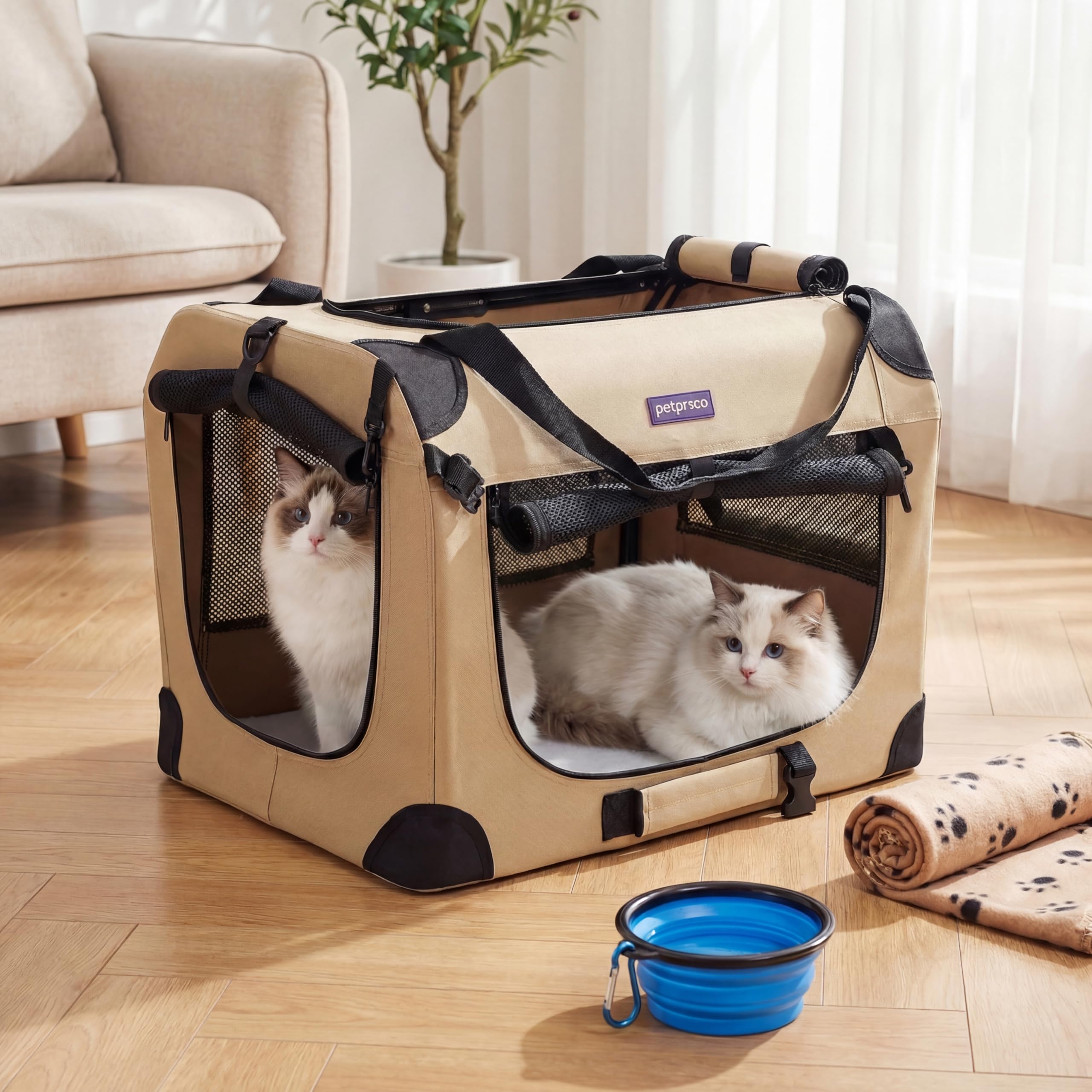 Petprsco jaula transportadora ventilada con tres accesos para mejor circulación.