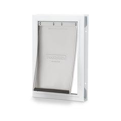 PetSafe puerta de aluminio blanca para perros y gatos, facilita movilidad y acceso.