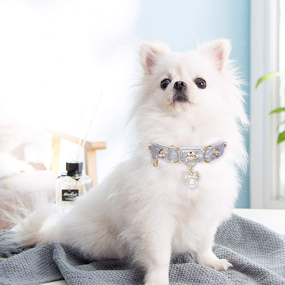 Collar PetsHome con colgante de perla y diamante para un look elegante.