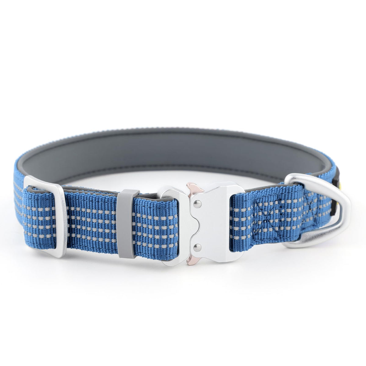 Collar reflectante de PLUTUS PET con hebilla de aluminio para mayor seguridad nocturna
