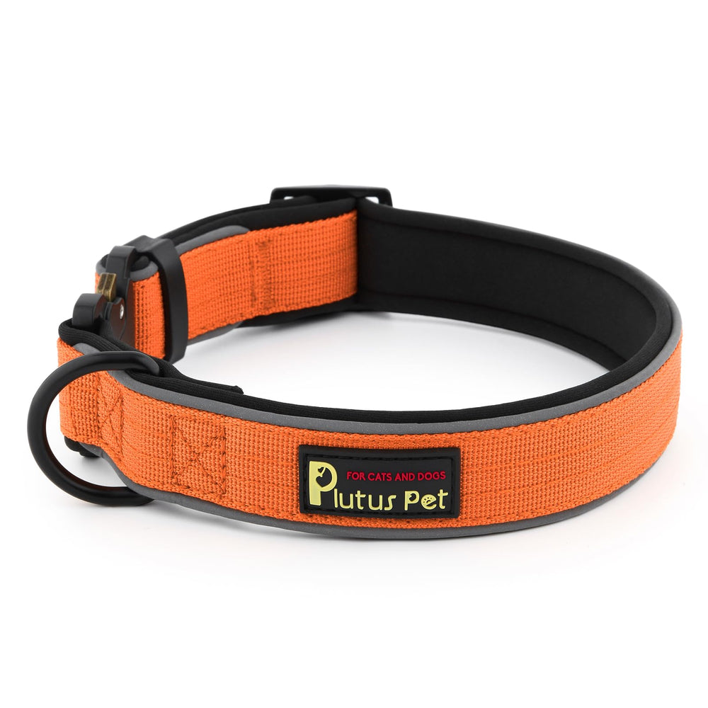 Collar táctico Plutus Pet en naranja XS, vista frontal, ideal para aventuras.