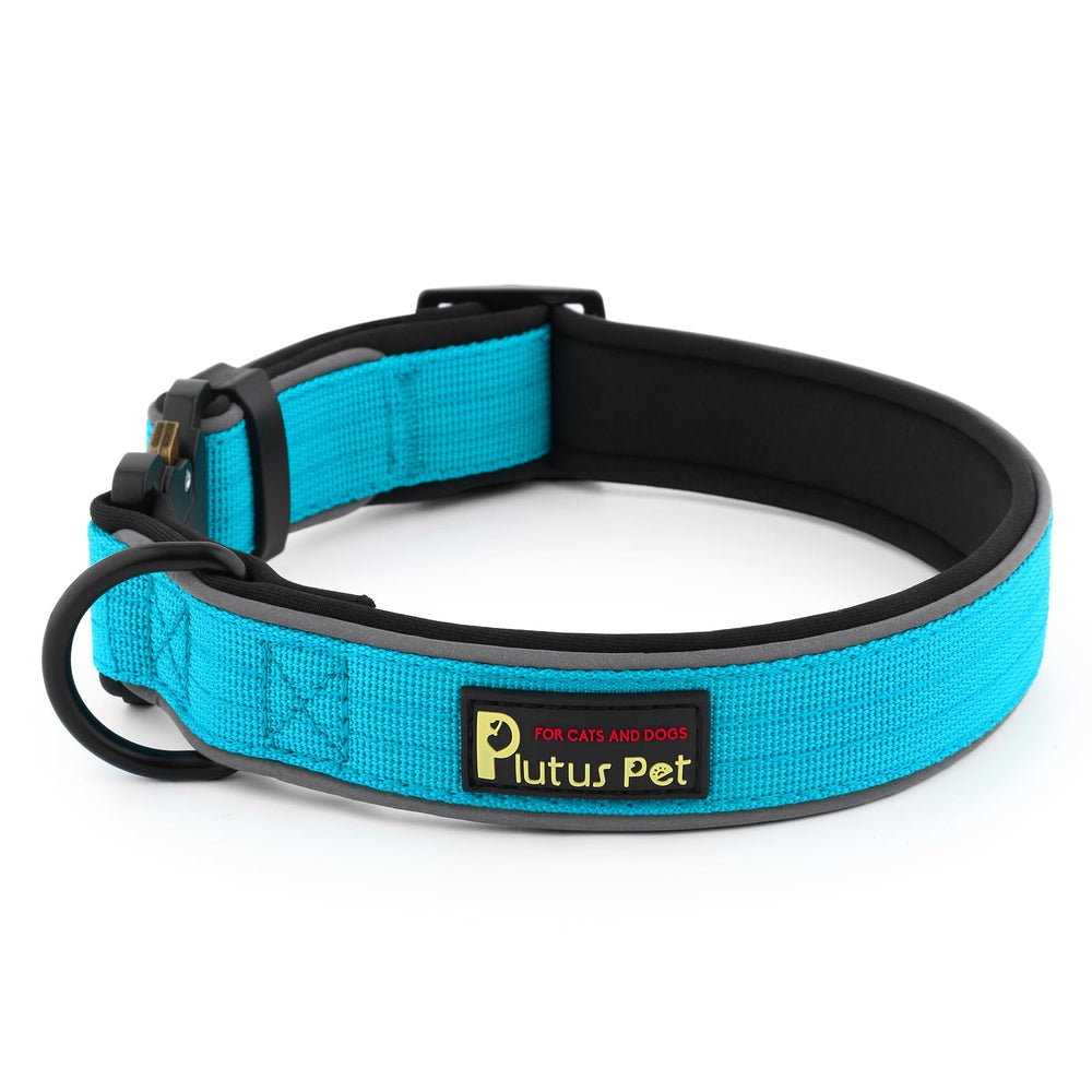 Collar táctico PLUTUS PET para perros, resistencia para aventuras diarias.