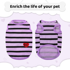 Diseño de corazones en la camiseta Preferhouse para perro, detalle visible.
