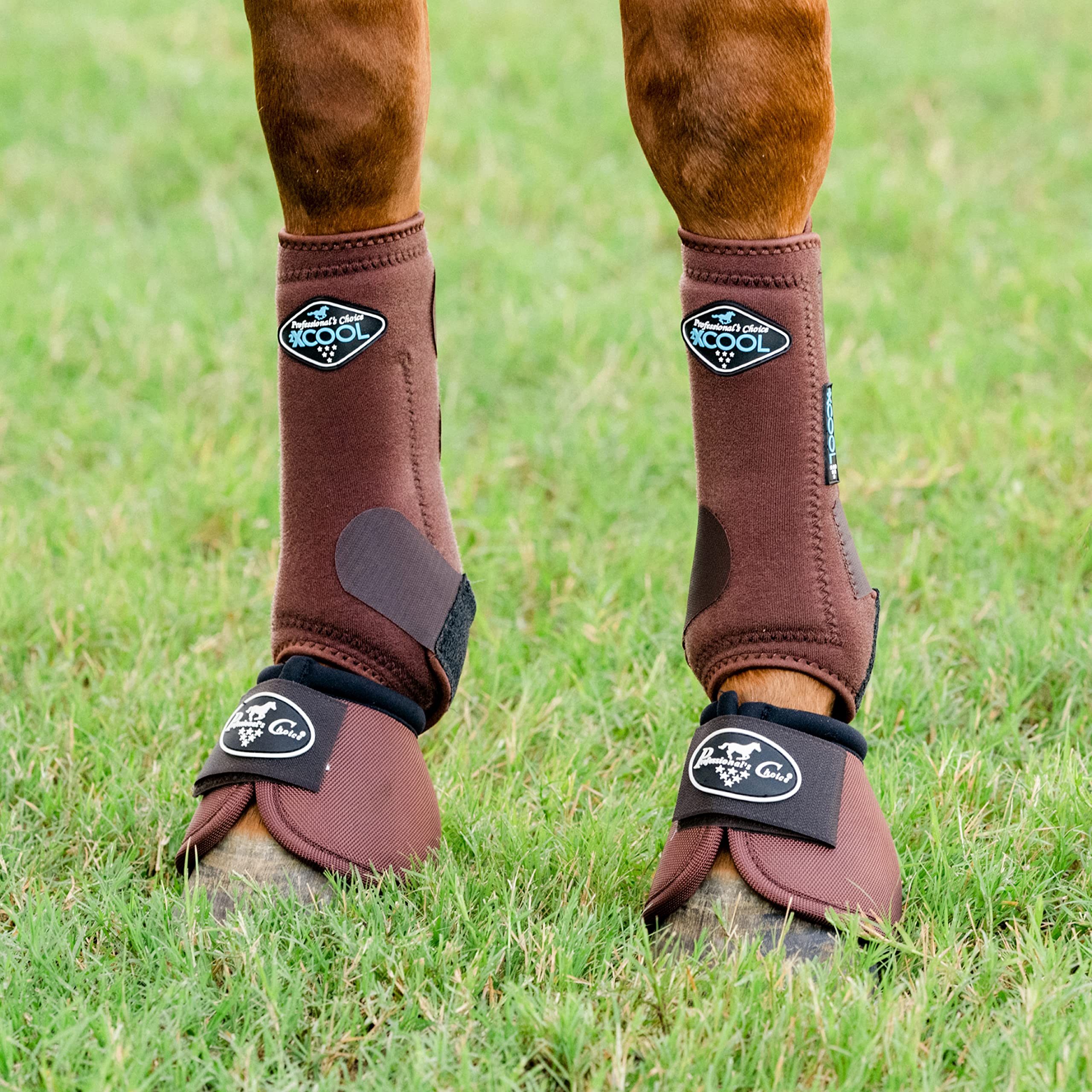 Professional's Choice 2XCool, materiales ligeros y transpirables para caballos activos.
