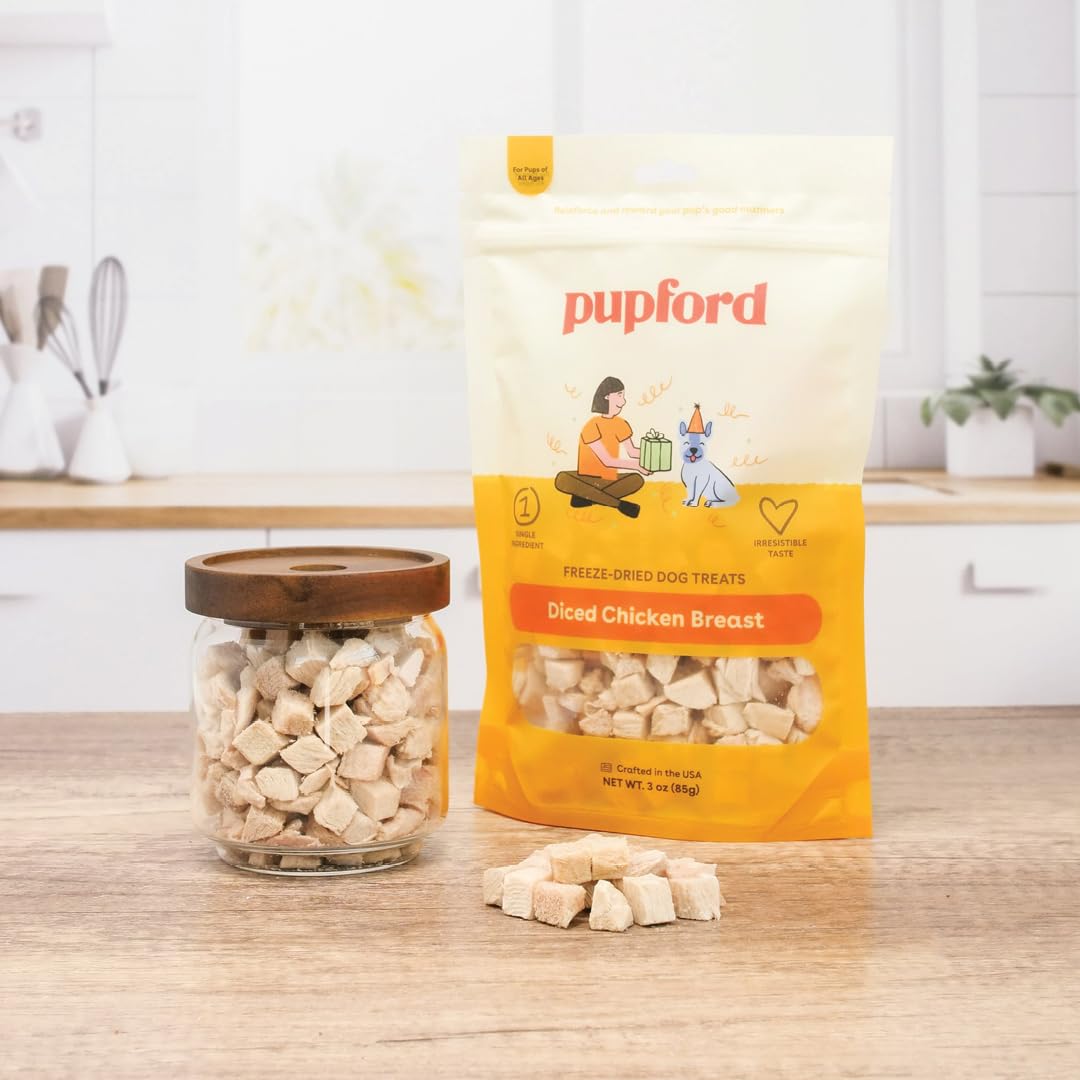 Pupford porciones de pechuga de pollo liofilizada de ingrediente único.