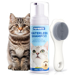 PUPMATE champú sin enjuague para gatos en botella de siete onzas.