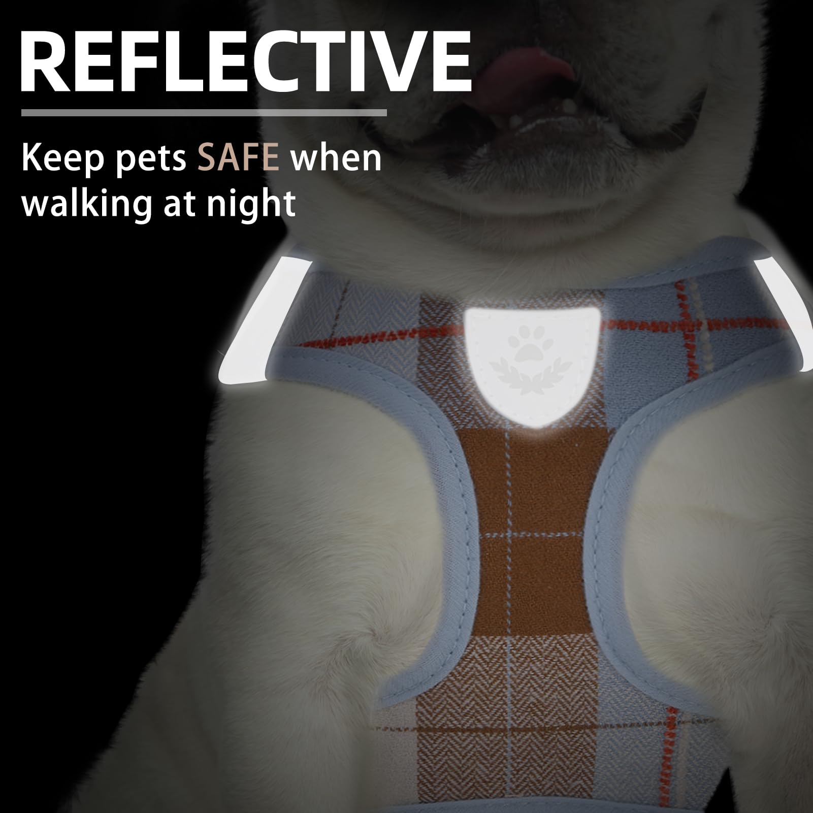 Diseño reflectivo de dos caras en arnés PUPTECK para mayor visibilidad nocturna.