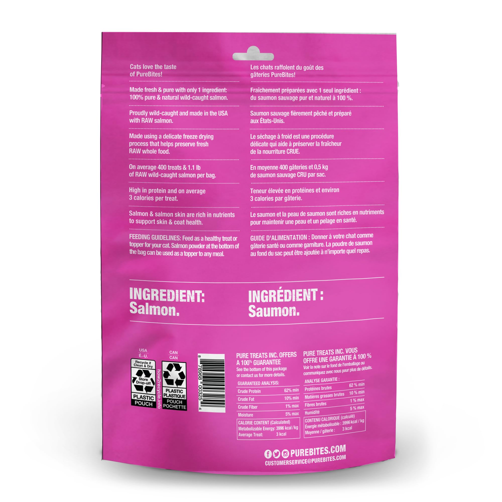 PureBites salmón para gatos, detalle de textura crujiente.
