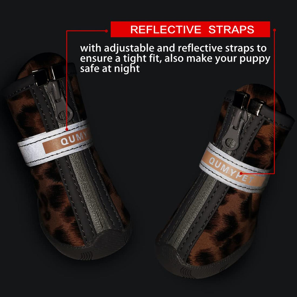 QUMY zapatos para perro que facilitan la estabilidad en suelos duros para perros mayores.