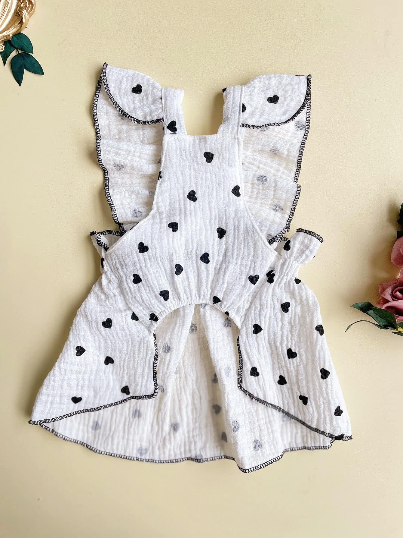QWINEE vestido festivo para mascotas, perfecto para sesiones de fotos.