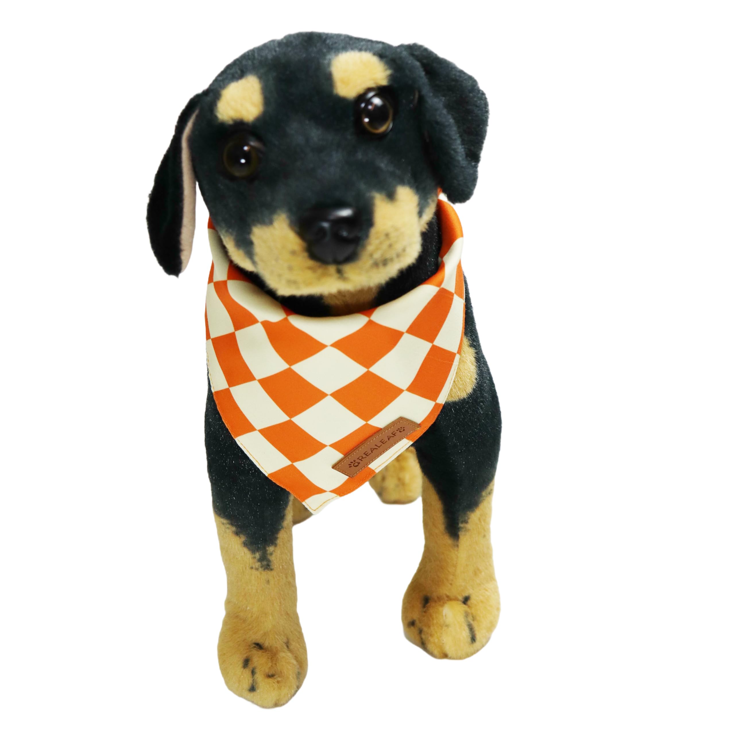 Realeaf bandana de cuadros naranja, accesorio otoñal para perros activos.