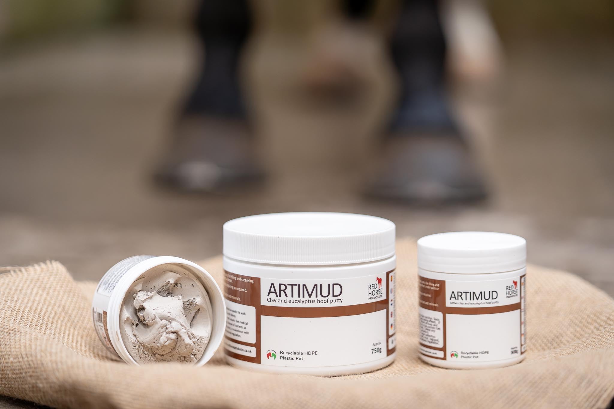 Artimud de Red Horse: aplicación bajo la almohadilla para sellado práctico.