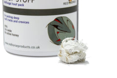 Red Horse Products Hoof-Stuff: textura fibrosa que se mantiene en su lugar durante horas.