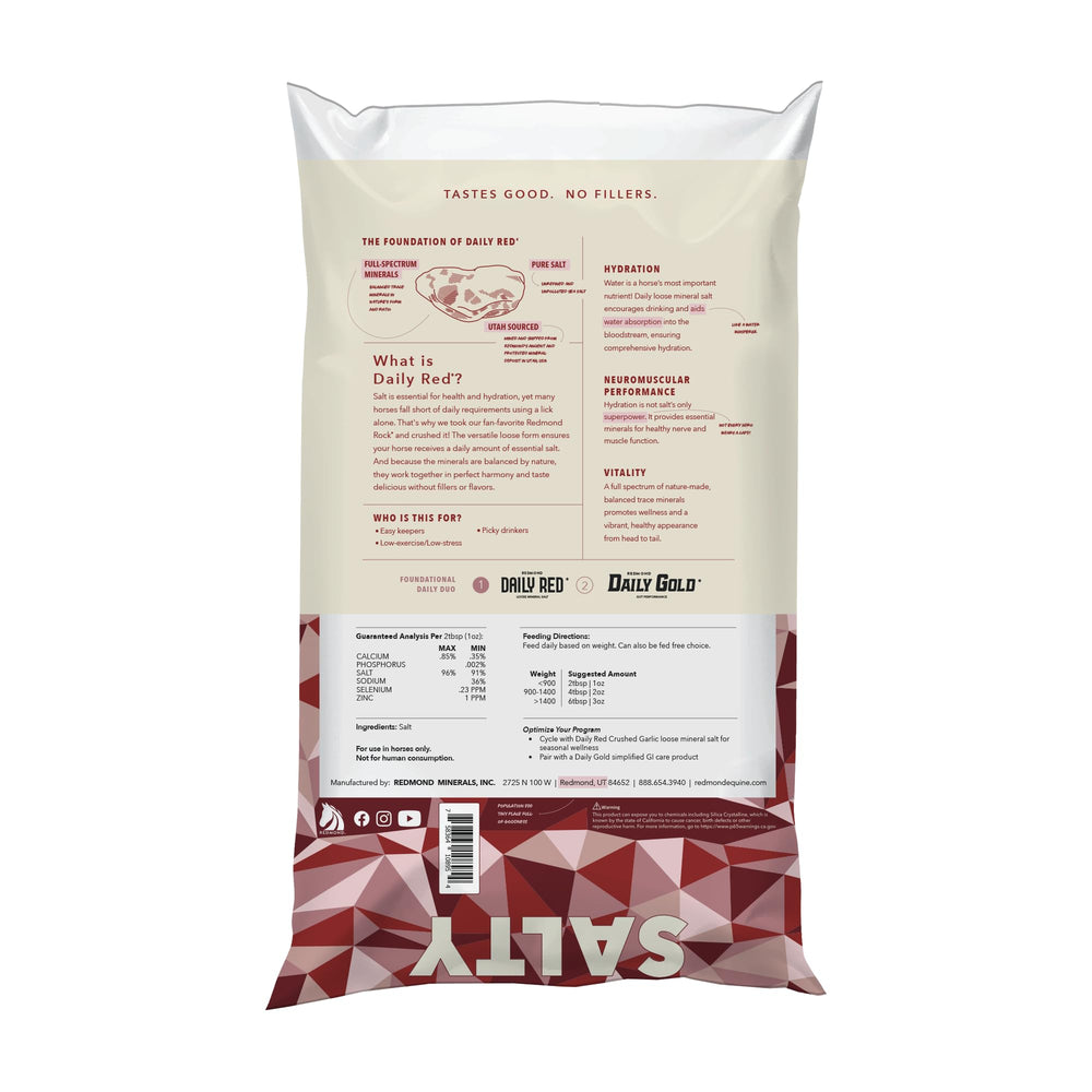 Redmond Daily Red Crushed, polvo mineral visible para mezclar con la ración.