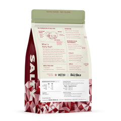 Redmond Diario Rojo Triturado en bolsa abierta muestra textura granulada para mezclar con alimento.