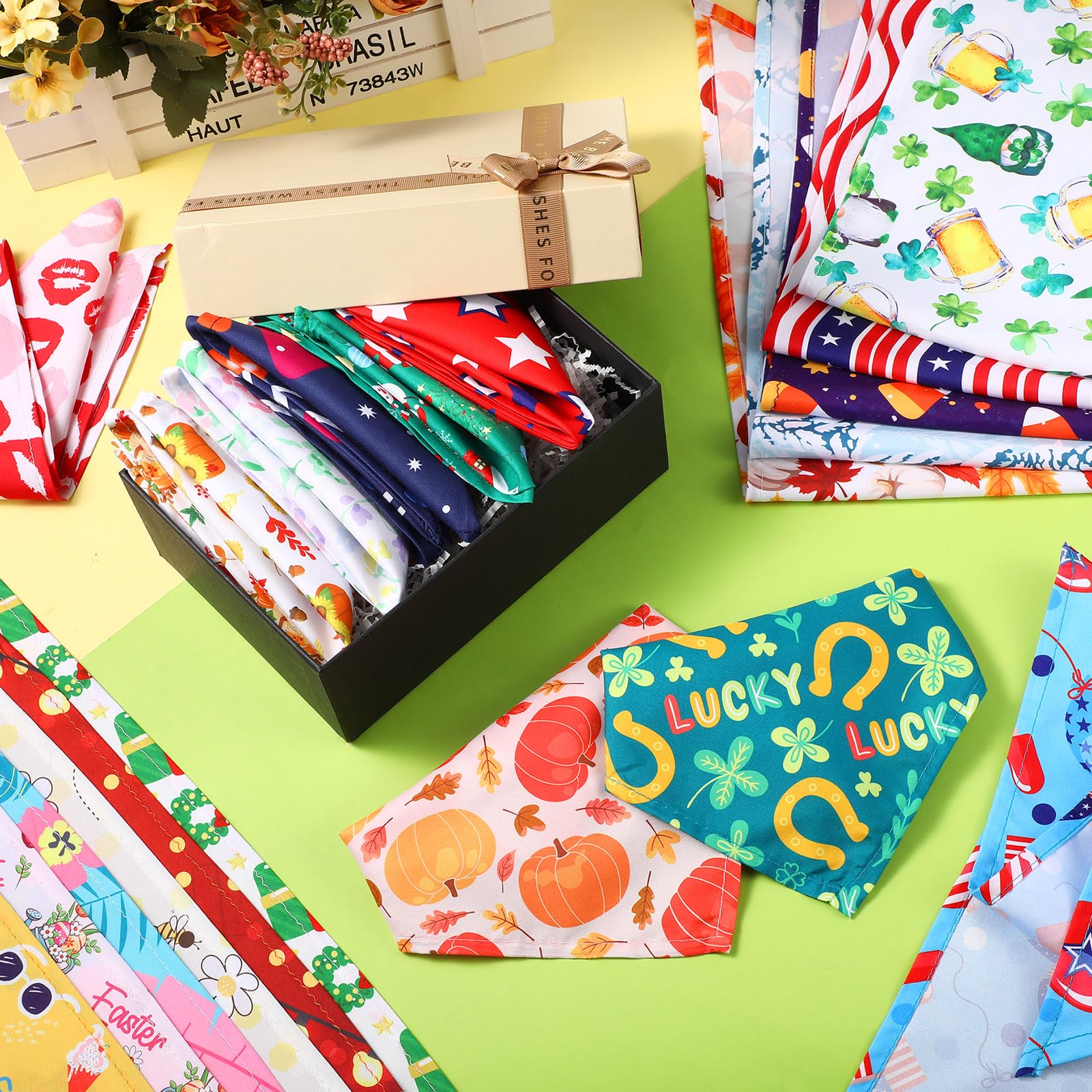 Bandanas Reginary con patrón Primavera, uso diario y eventos.