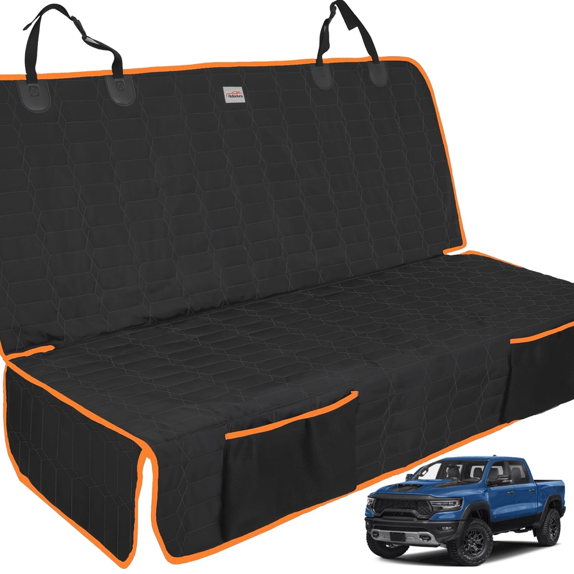 Funda Reliadura para asiento trasero instalada en camión protege el tapizado y brinda ajuste seguro.