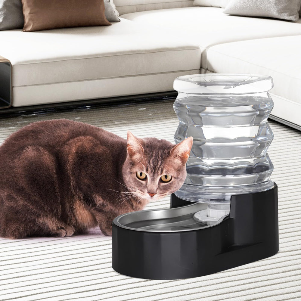 RIZZARI dispensador compacto para hogar, ideal en viviendas pequeñas.