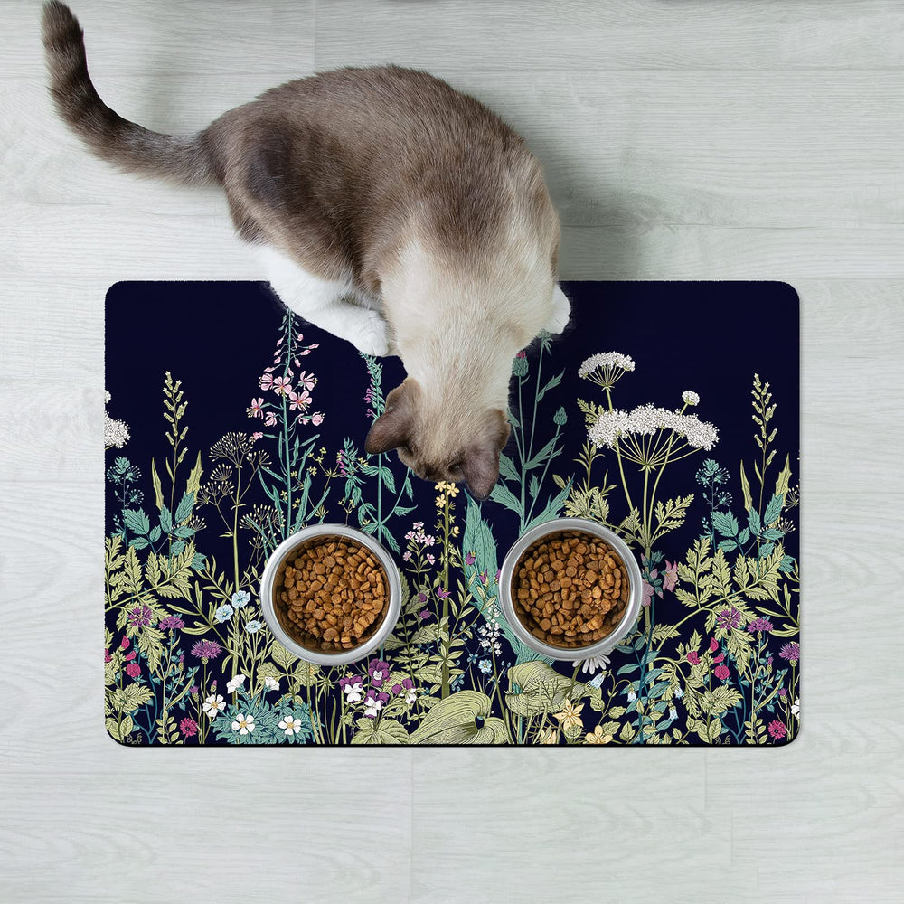 Rnivvi alfombrilla floral para perros y gatos, protege pisos y decora tu espacio.