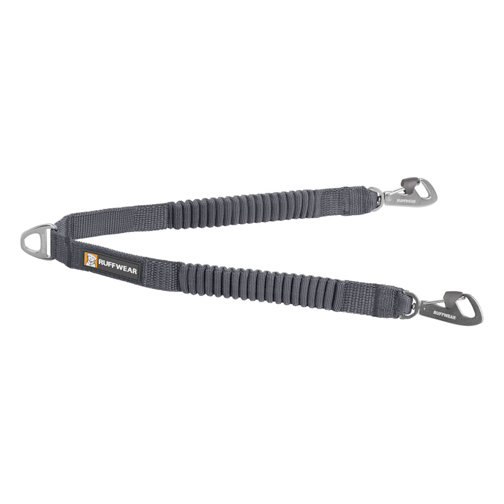 Ruffwear acoplador doble para dos perros con giro 360 para paseos sin enredos.