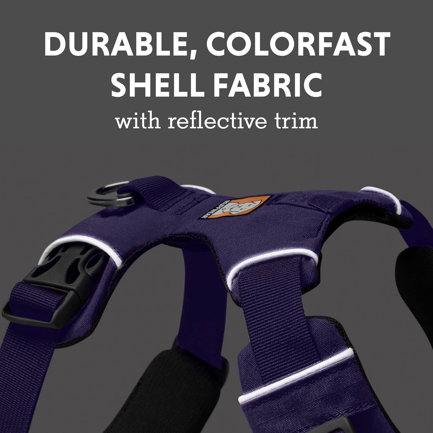 Ruffwear Front Range: espuma acolchada en pecho para confort.