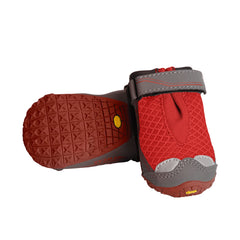 Ruffwear Grip Trex sobre senderos, tracción confiable.