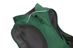 Ruffwear Overcoat Fuse: cierres laterales para poner y quitar con facilidad.