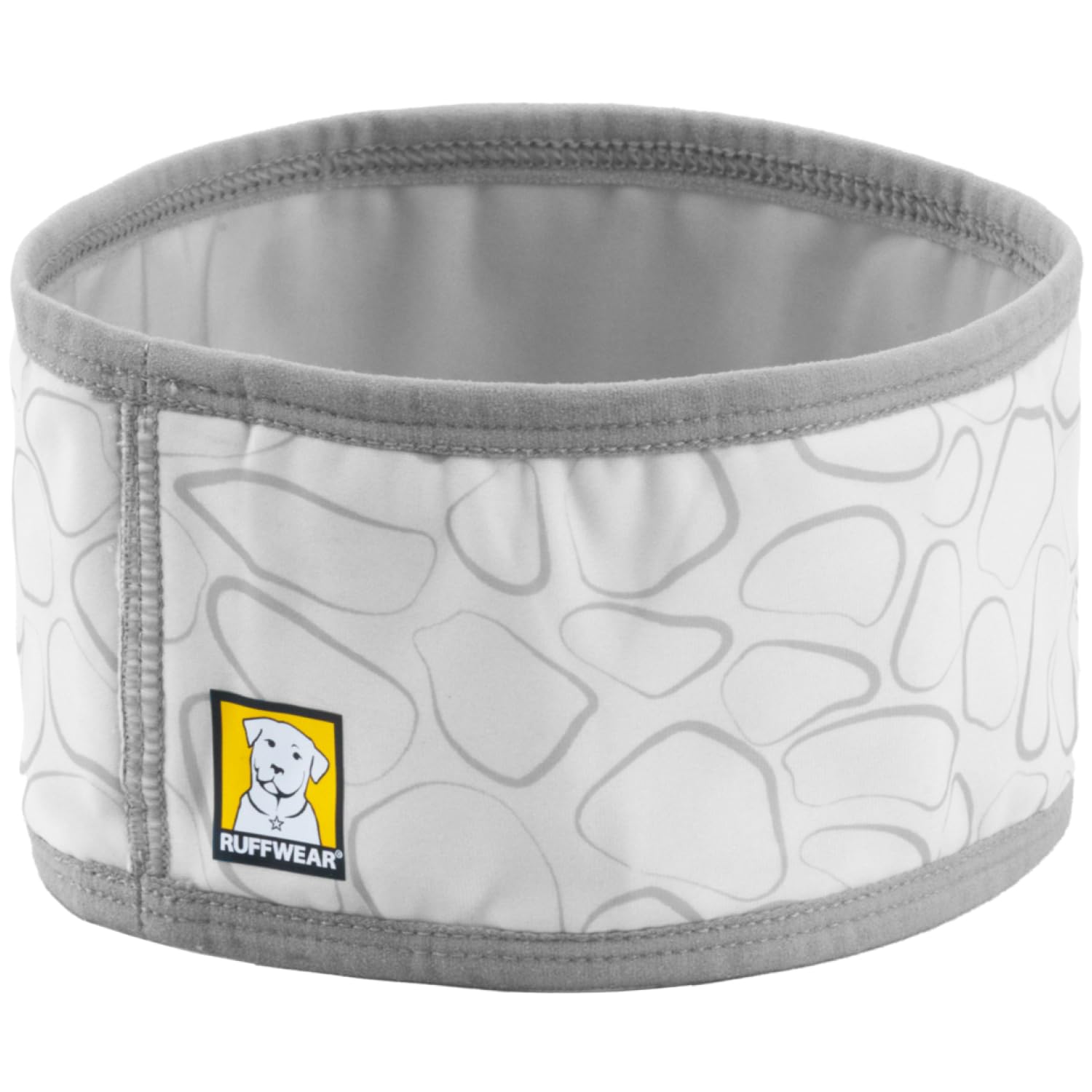 Ruffwear Swamp Cooler: cuello para perro en grafito gris durante paseo.