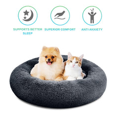 SAVFOX cama donut plush detalle de felpa suave, primer plano; transmite calidez y abrigo.