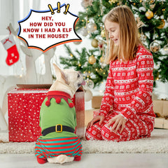 Look navideño de elfo con pompones y cinturón para fiestas