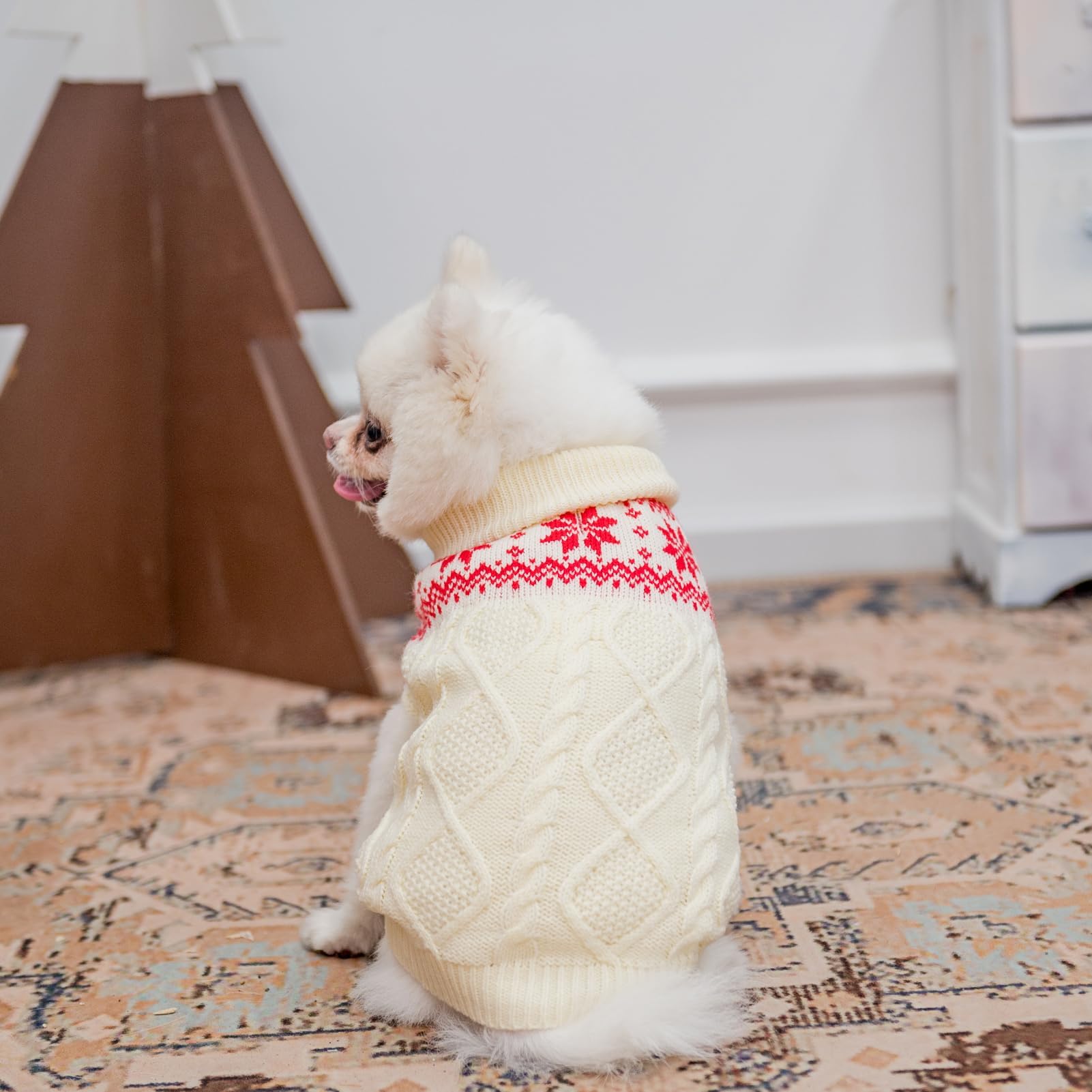 SCIROKKO sudadera rosa con orificio para correa trasera.