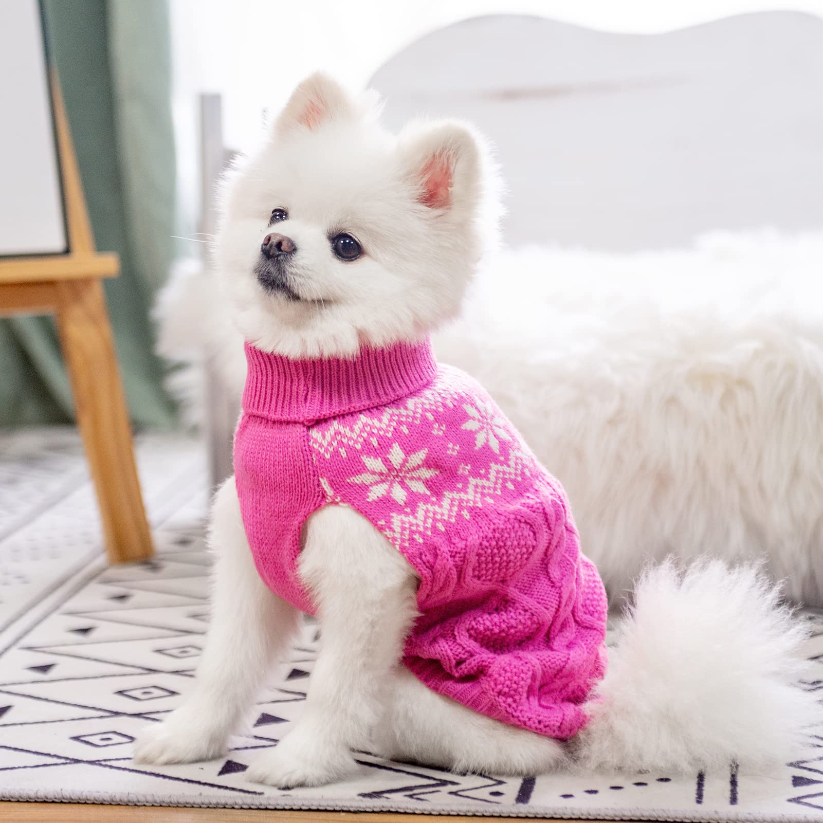 SCIROKKO sueter-perro-invierno-rosa detalle solapas