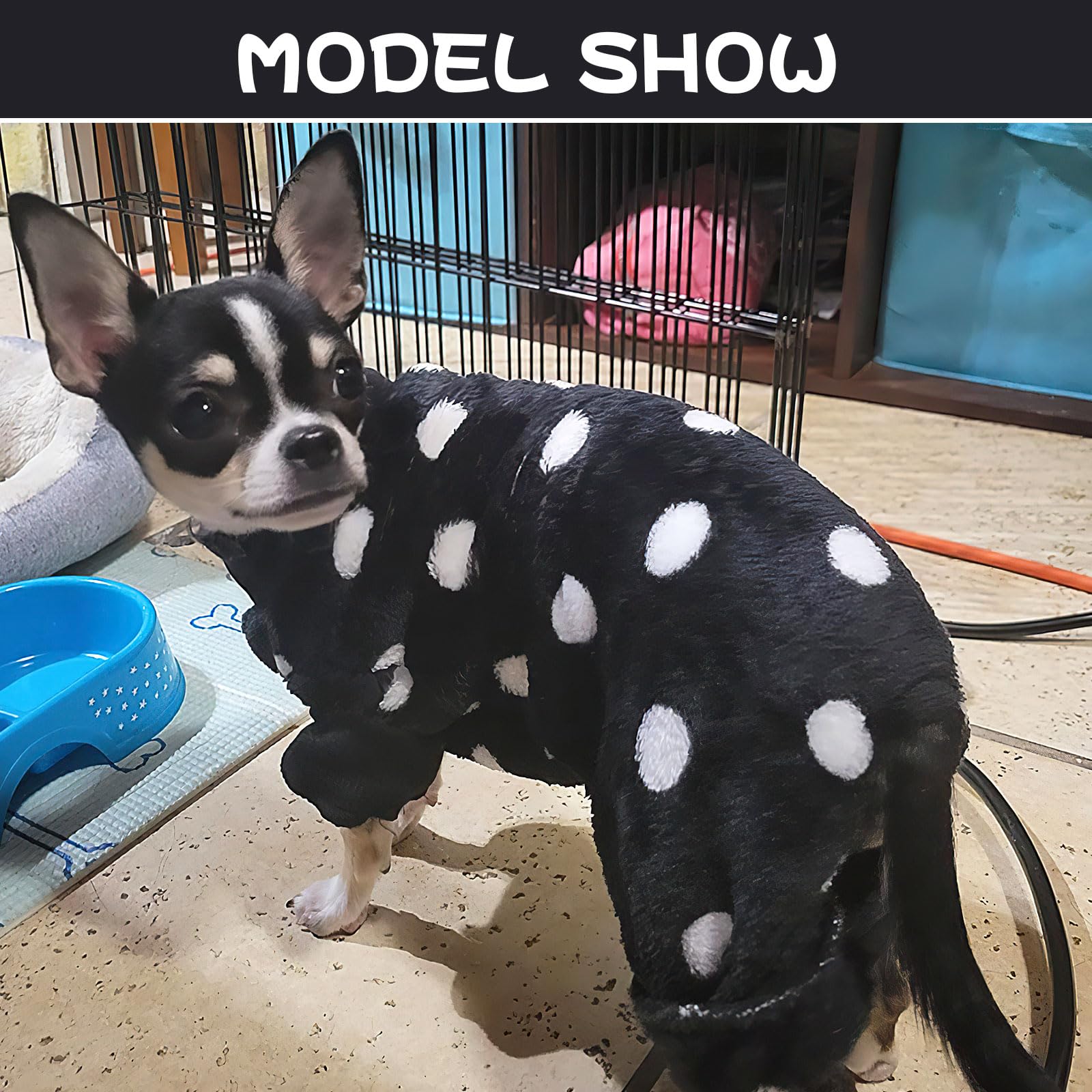Pijama Sebaoyu de franela para perros pequeños, ideal para sesiones de fotos y fiestas.