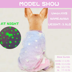Pijama Sebaoyu con luna y estrellas, cómodo para noches en casa.