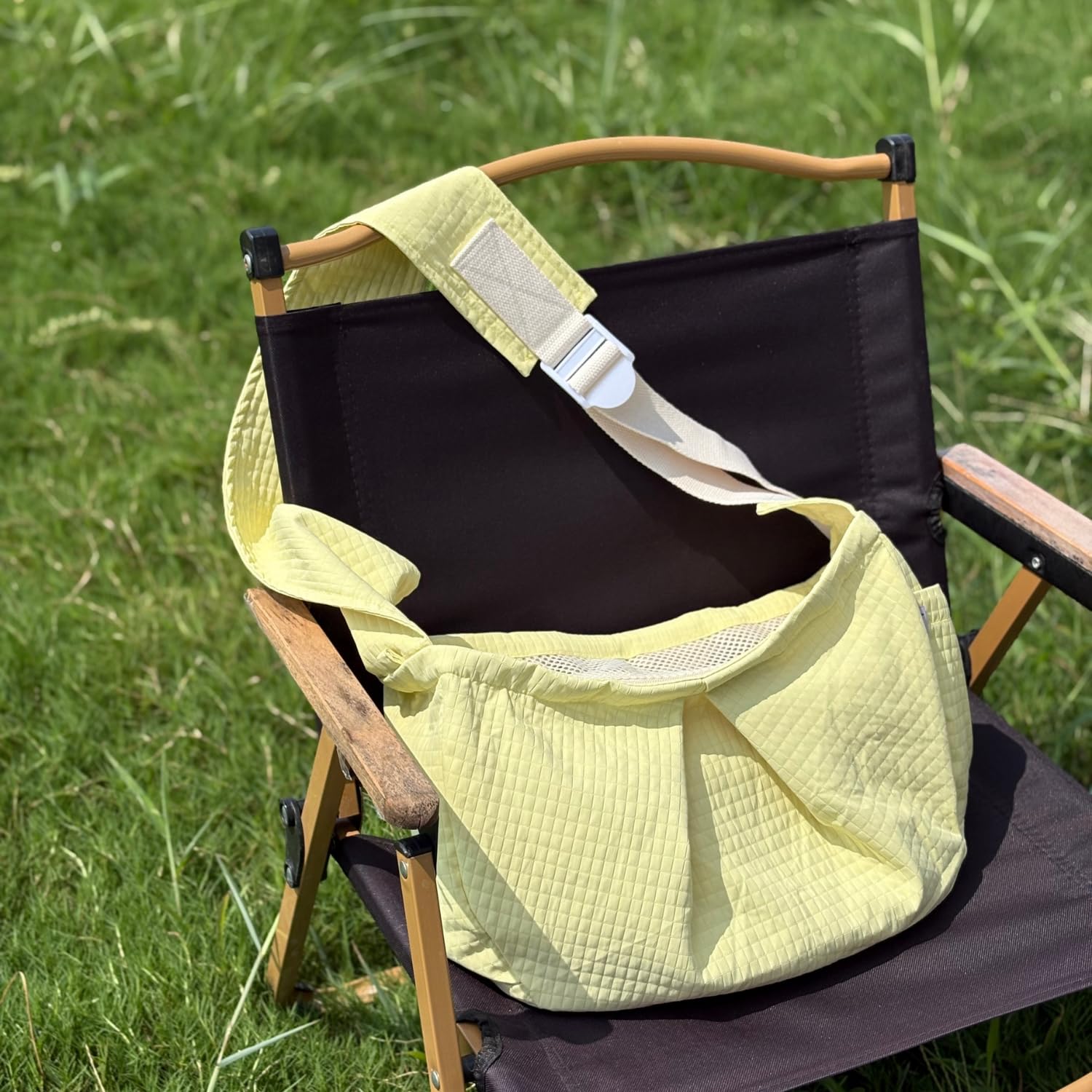 SEZDEKI Ferret Sling Carrier con apertura de cremallera para mayor seguridad.