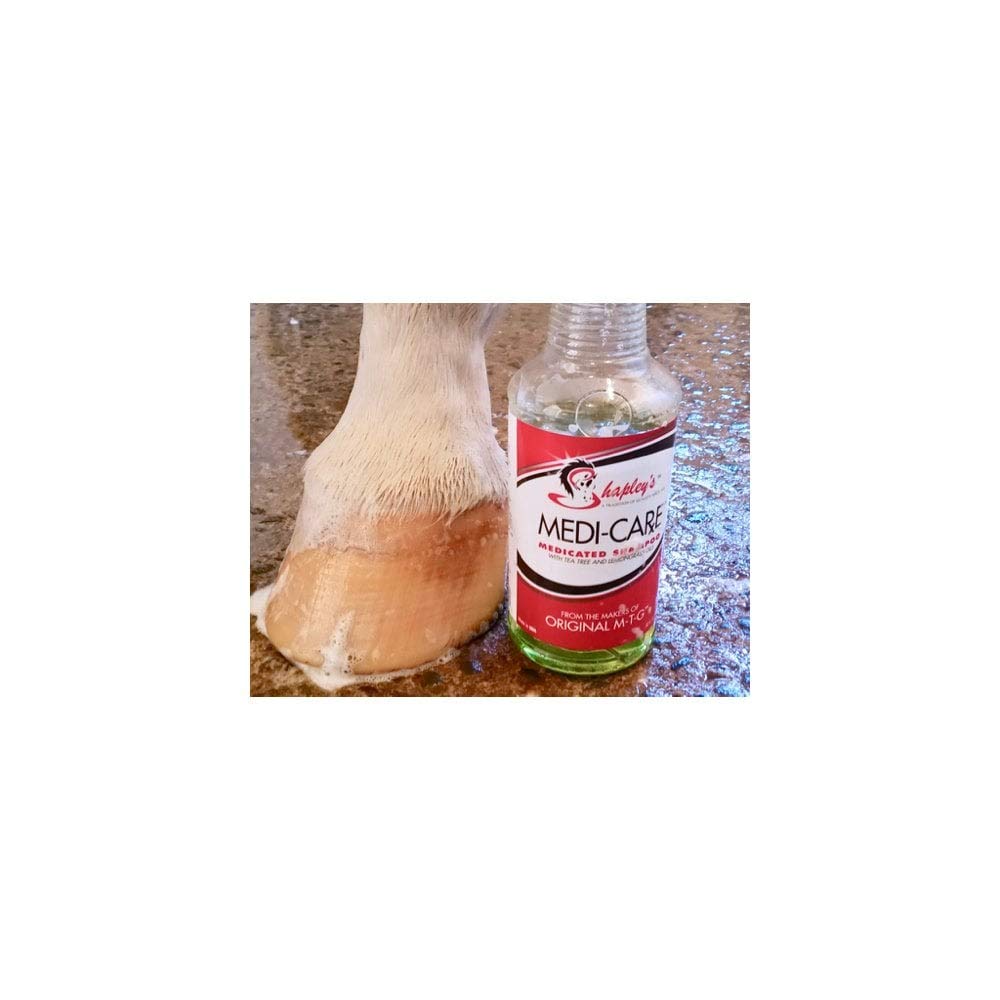 Shapley's Medi-Care Shampoo con pelo brillante y piel sana gracias a citronela.