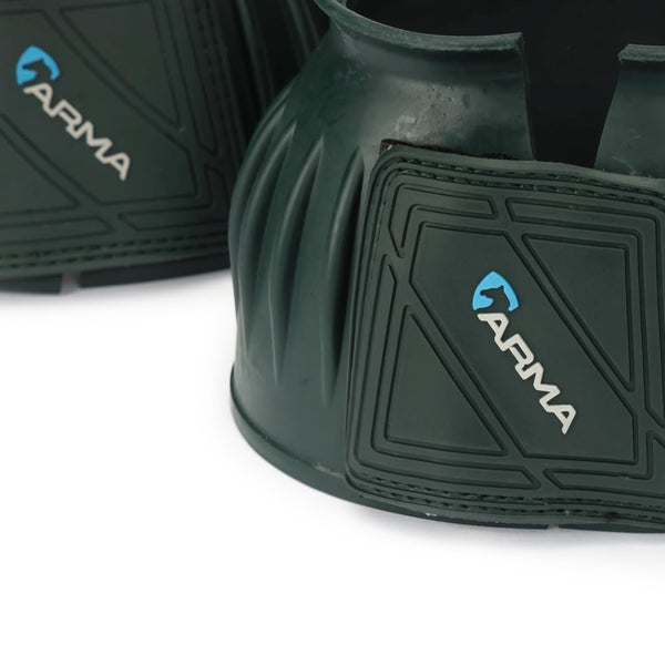 Shires botas sobrealcance verdes, vista lateral, cierre seguro para uso diario.