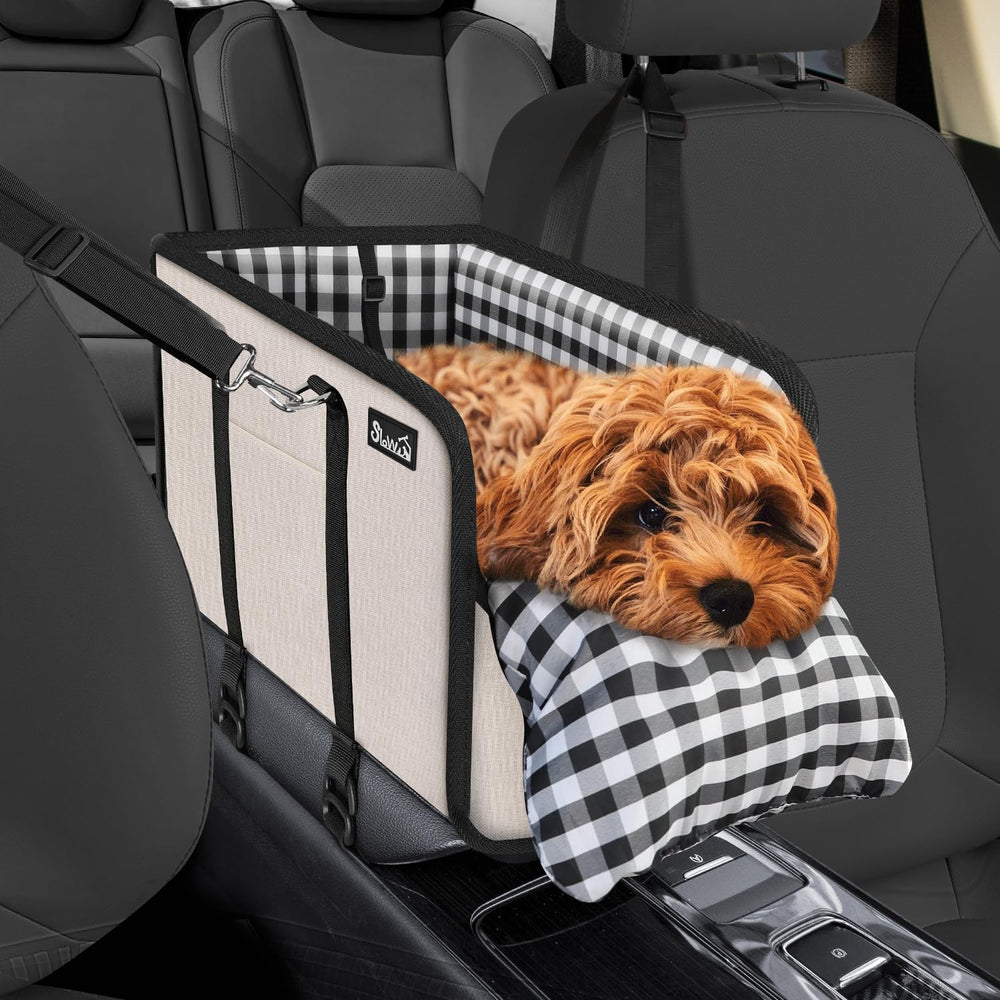 Consola SlowTon para perro en coche beige, ergonómica y cómoda para viajes