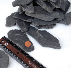 Small World Slate & Stone: cuevas y acantilados de pizarra para terrarios, diseño realista.