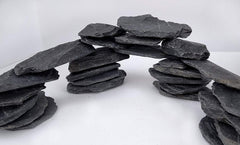 Small World Slate & Stone: piedras para jardines miniatura, senderos y mosaicos con textura natural.