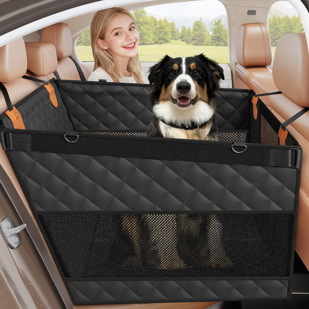 Smatto asiento para perros grandes con base dura para mayor estabilidad en el coche.