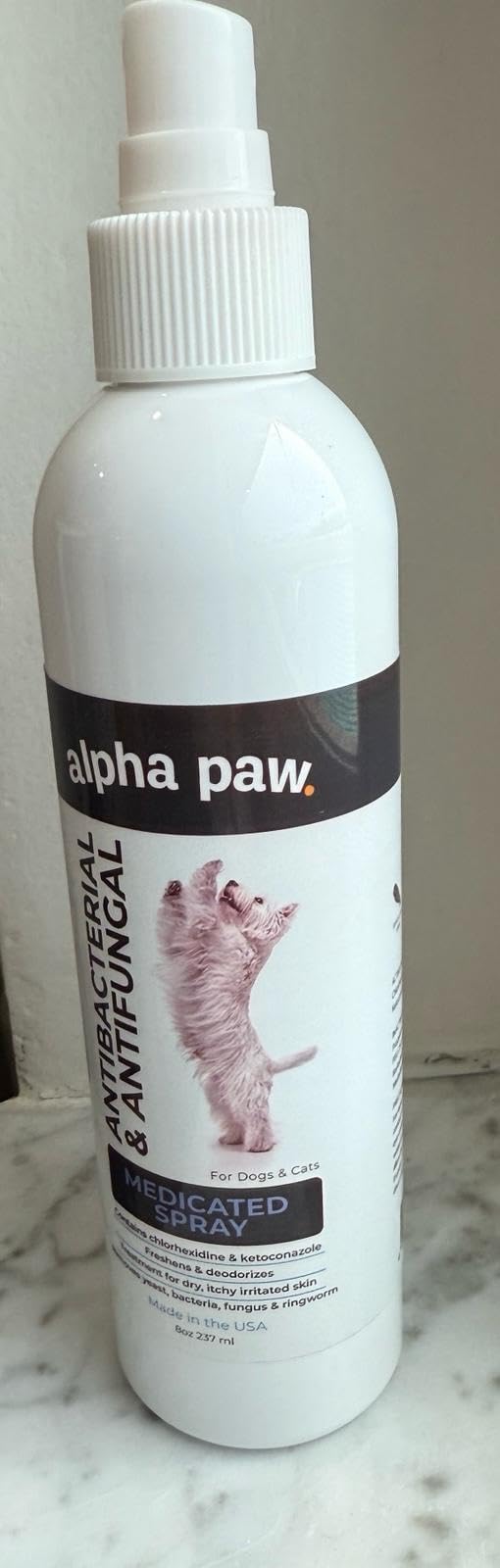 Ingredientes naturales destacados en Smiling Paws Pets Advanced Spray para un pelaje suave.