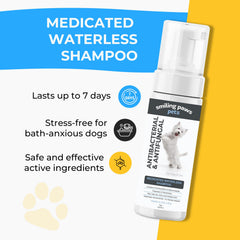 Smiling Paws Pets champú sin agua aplicado en perro para refrescar pelaje.