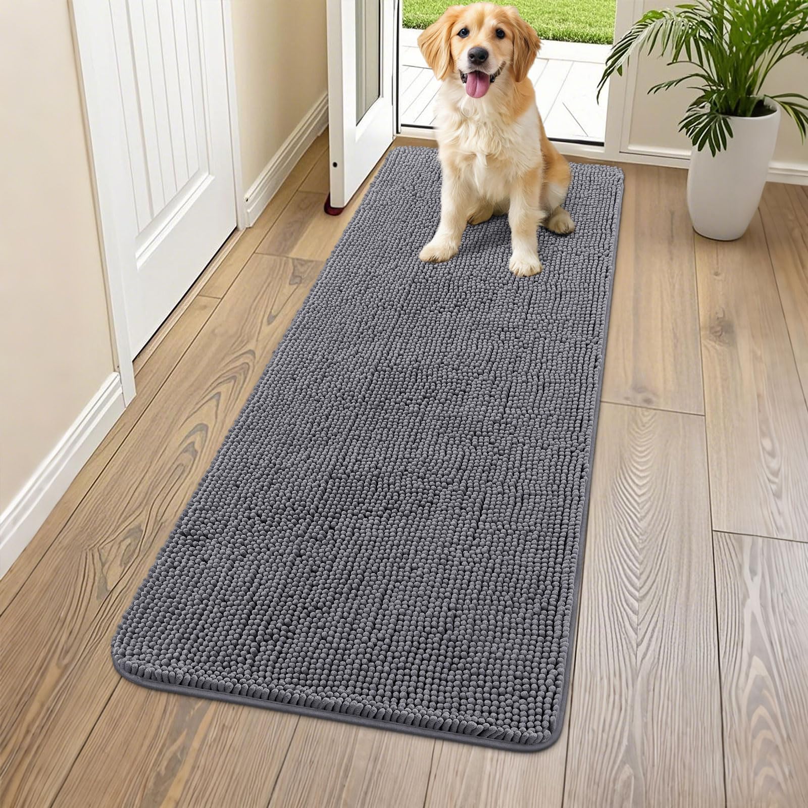 Alfombra Smiry para perros, primer plano de chenilla suave que absorbe humedad.