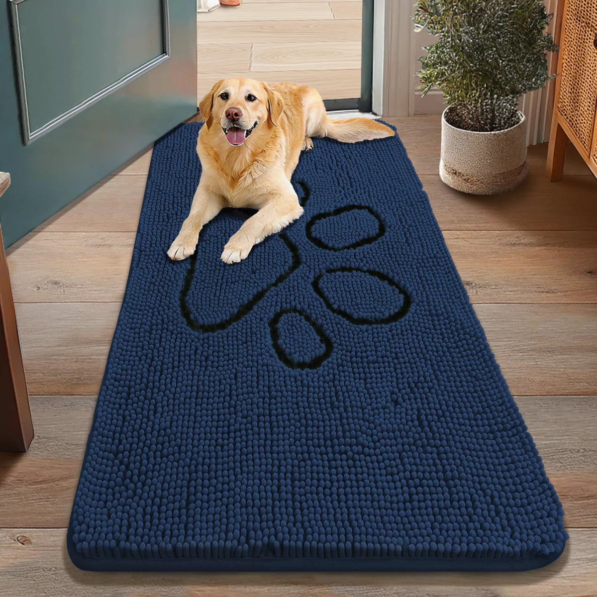 Alfombra Smiry para puertas, enfoque patas lodo, mantiene la entrada limpia.