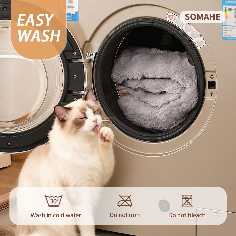 Uso recomendado de la cama SOMAHE junto a sillones y ventanas para felinos