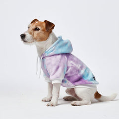 Spark Paws Hoodie muestra un tejido suave y elástico para comodidad diaria de la mascota.
