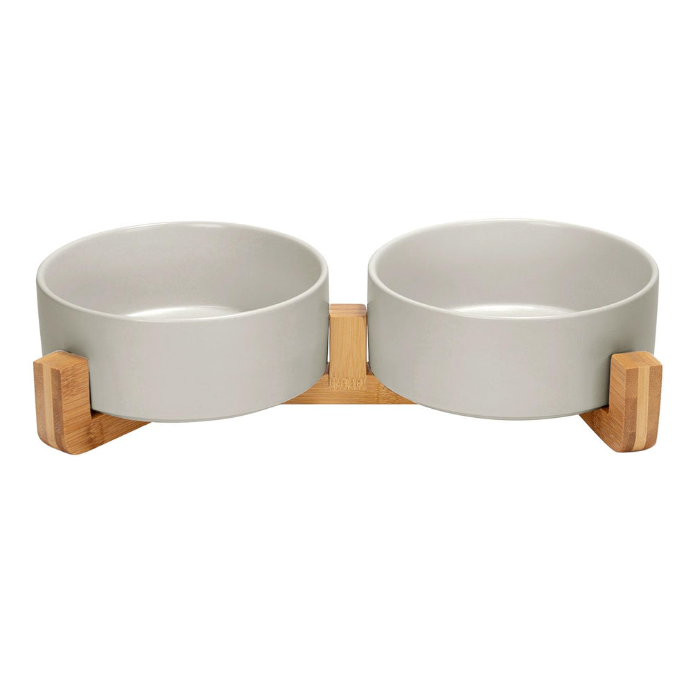 Conjunto SPUNKYJUNKY con tazones cerámicos y base de madera para comer y beber ordenadamente.